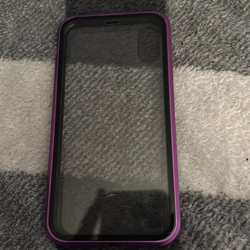 iPhone XS Max phone case.